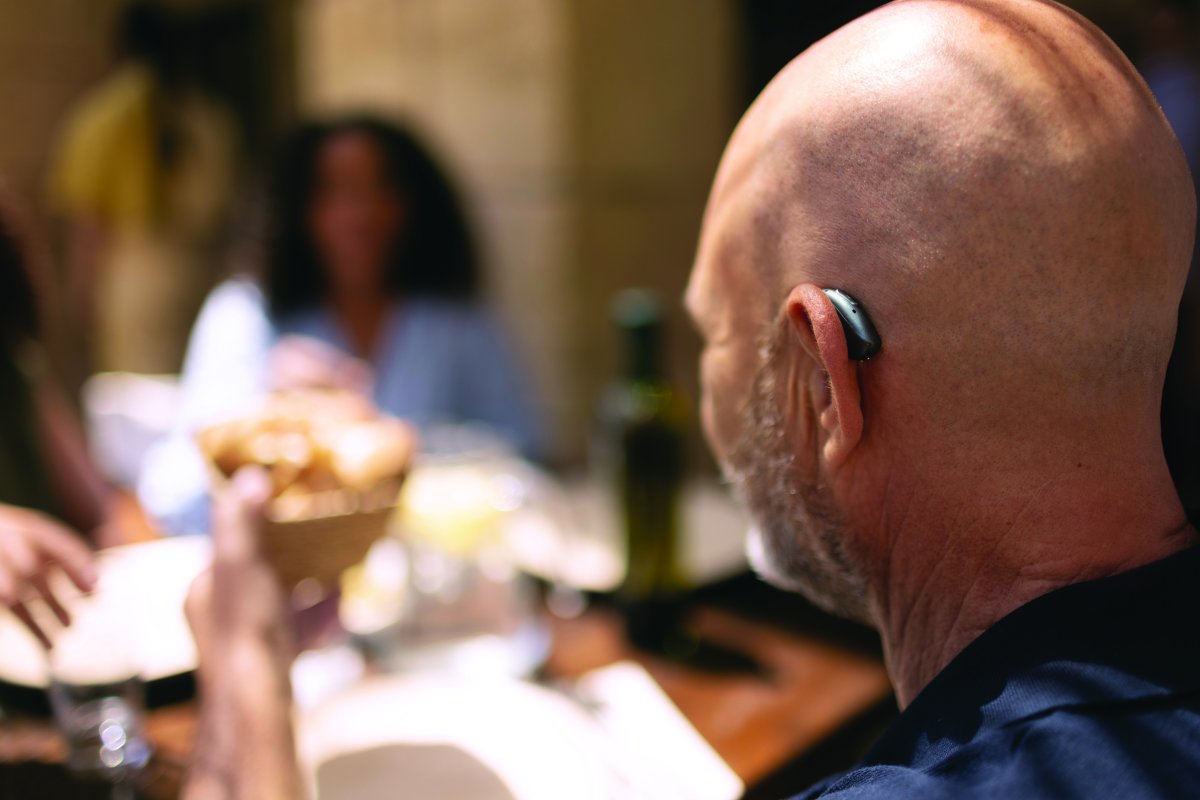 Appareils auditifs : quelles innovations en 2025 ? 